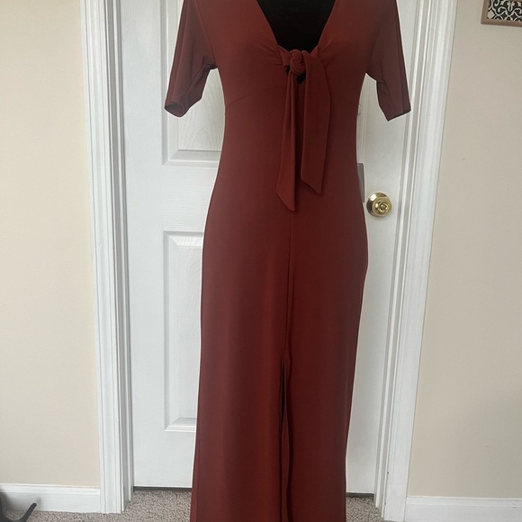 Forever 21 women’s v-neck midi dress with front split, burgundy size M - Picture 2 of 8